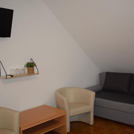 Farm Stay Zevnik Brežice エクステリア 写真