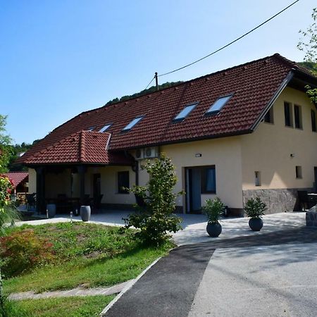 Farm Stay Zevnik Brežice エクステリア 写真