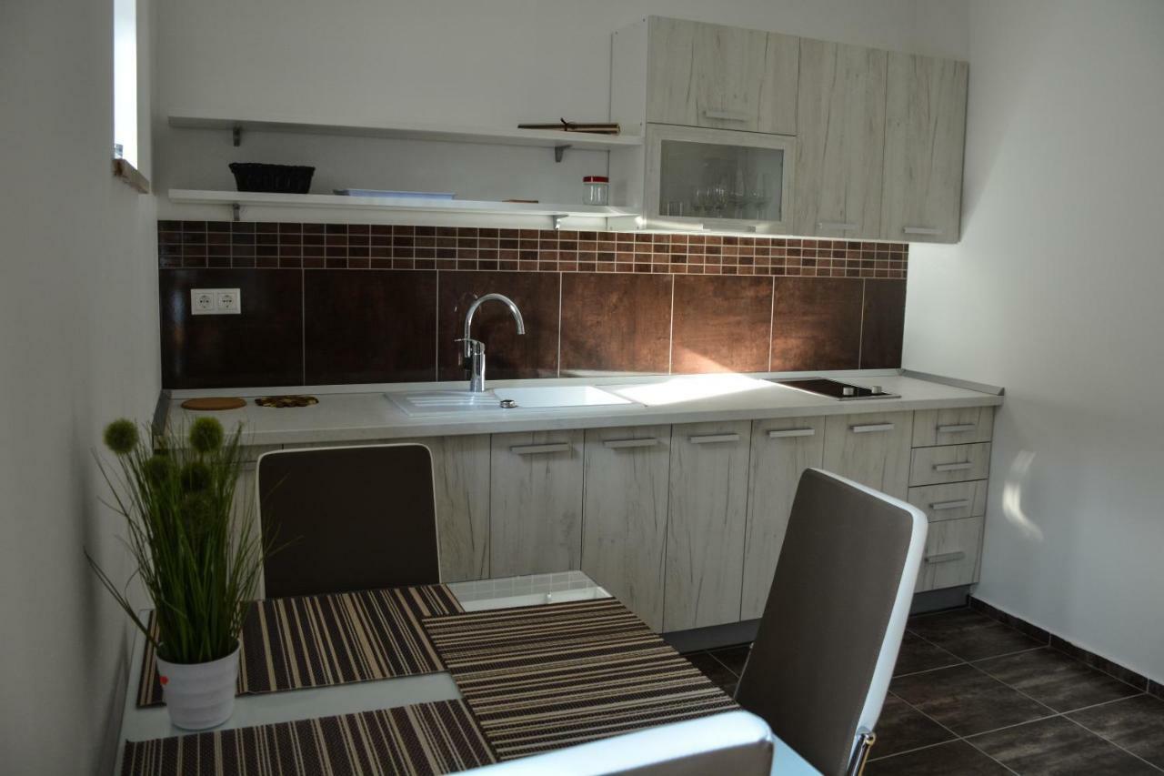 Farm Stay Zevnik Brežice エクステリア 写真