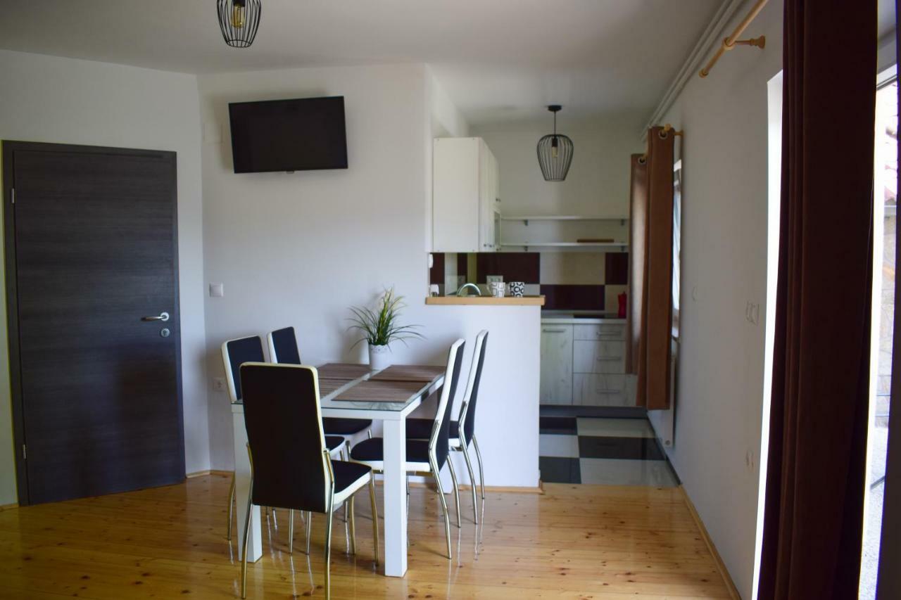 Farm Stay Zevnik Brežice エクステリア 写真
