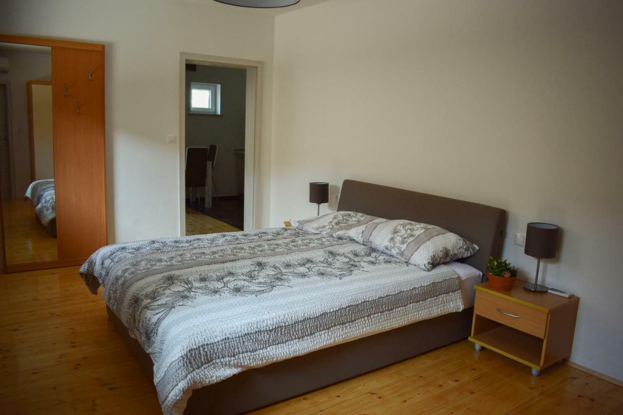 Farm Stay Zevnik Brežice エクステリア 写真