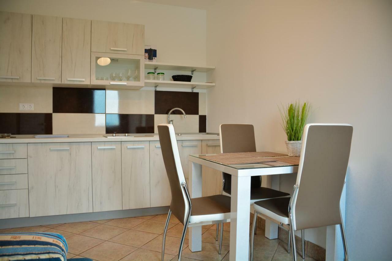 Farm Stay Zevnik Brežice エクステリア 写真